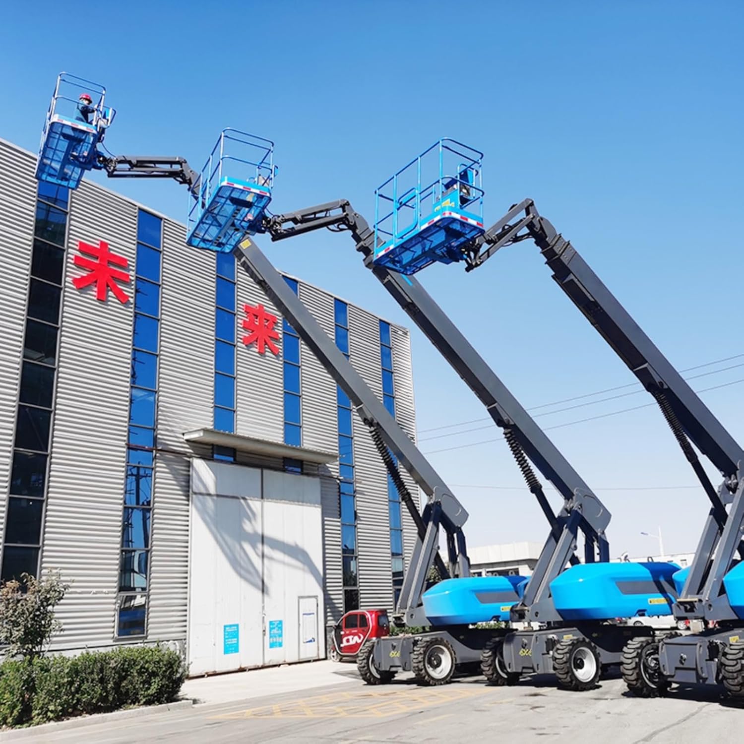 Factory Maintenance Access Platform, Mobile Hydraulic Articulating Arm System, Telescopic Lift Equipment, Self-Propelled Work Platform for Industrial Warehouse, Construction High Level Work
