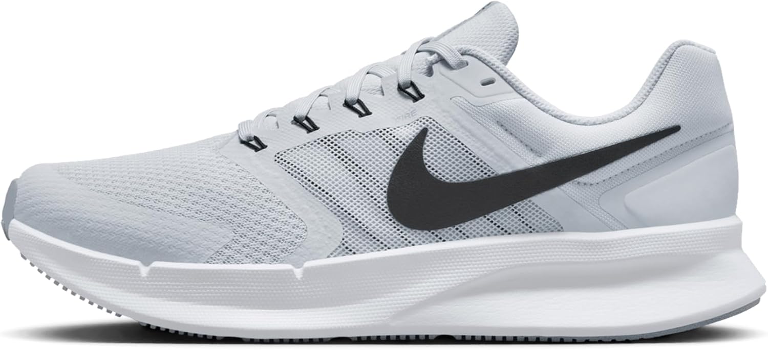 Nike Men's Run Swift 3 Road Running Shoes