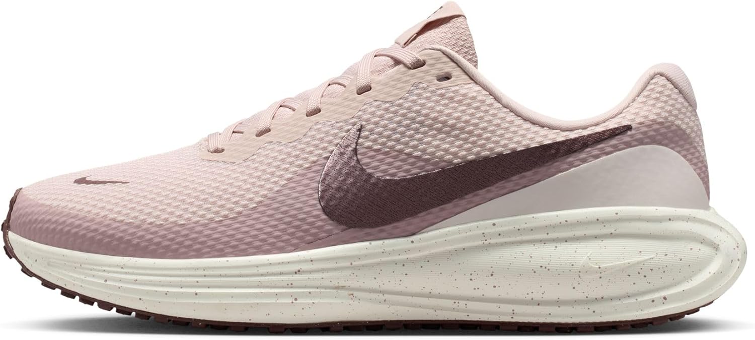 Nike Women's Revolution 8 Road Running Shoes